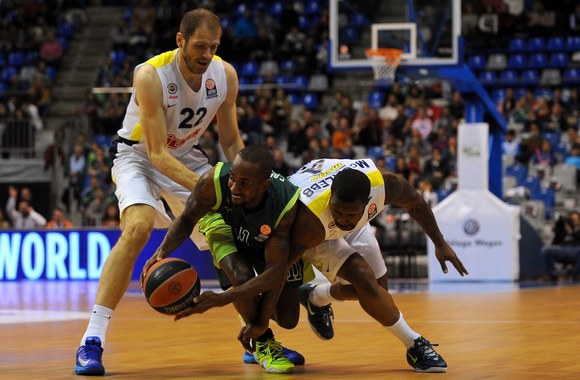 Earlas Calloway tarp varžovų