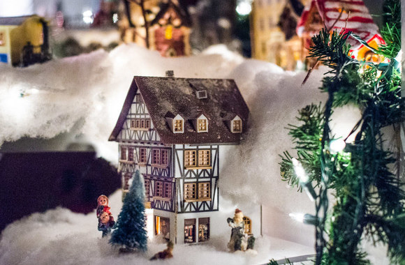 Jurgos Anusauskienės kalėdinis miestelis