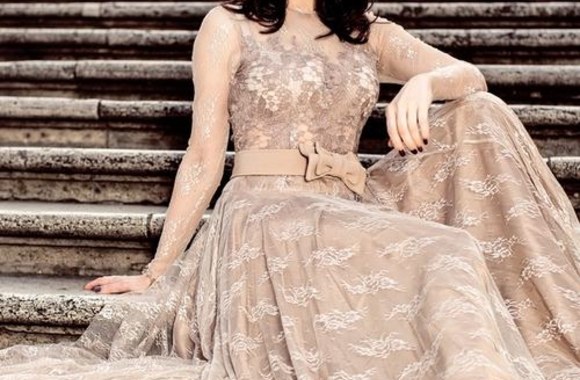 Dizainerė Viktorija Jakučinskaitė 2013 metų rugpjūčio 15-ąją švenčia savo 32-ąjį gimtadienį