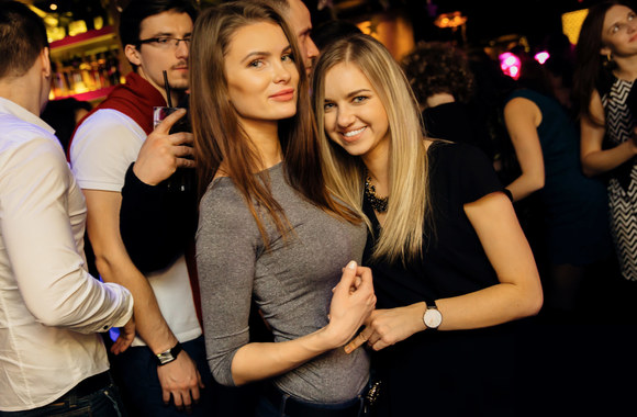 Elita Citovičiūtė (kairėje)