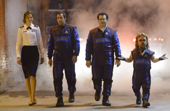 Michelle Monaghan, Adamas Sandleris, Joshas Gadas ir Peteris Dinklage'as komedijoje „Pikseliai“