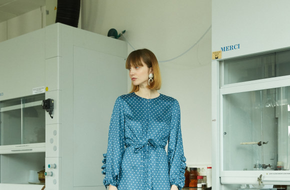 Dizainerės Eglės Žiemytės suknelės išleistuvių šventei / Organizatorių nuotr.