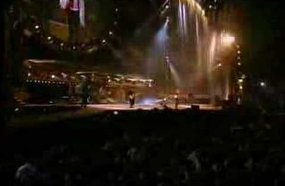 VIDEO kadras: „The Rolling Stones“ -„Satisfaction“ (live)