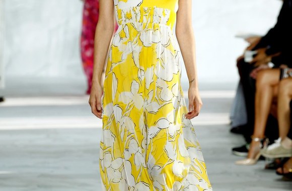 Diane von Furstenberg 2015 m. pavasario-vasaros kolekcijos modelis