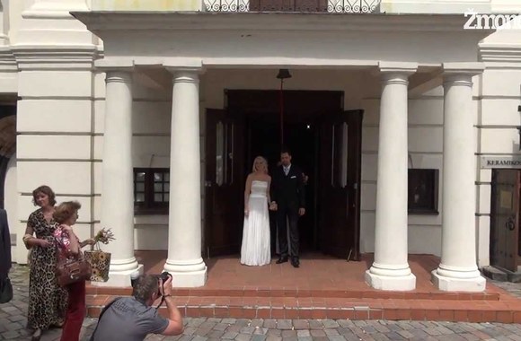 VIDEO kadras: Rūta Ščiogolevaitė Kaune ištekėjo už savo mylimojo Rolando Damijonaičio