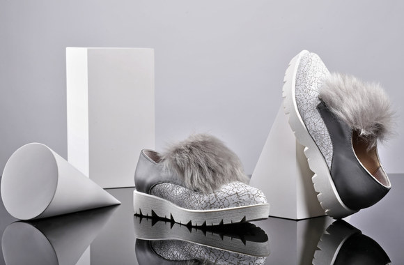 Avalynės dizaineris Žanas Maslauskas ir „Batų namai“ pristato penktąją kolekciją „Formos“ 