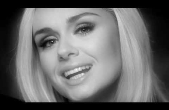 VIDEO kadras: Katherine Jenkins – „Angel“
