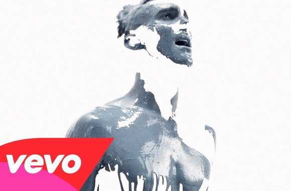 VIDEO kadras: „Maroon 5“ – „Love Somebody“