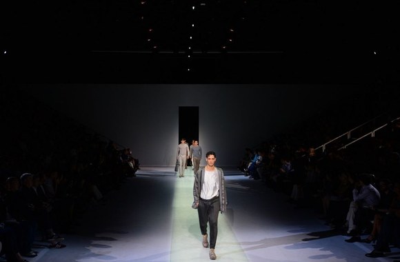 „Emporio Armani“ kolekcija – pavasaris/vasara 2014 