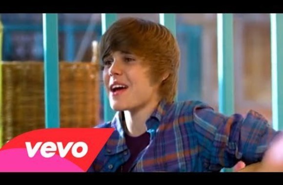 VIDEO kadras: Justinas Bieberis – „One Less Lonely Girl“