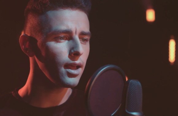 ivairus-atlikejai-kaledu-nakti-tylia-2017-vaizdo-klipas