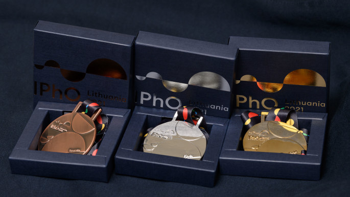 IPhO medaliai