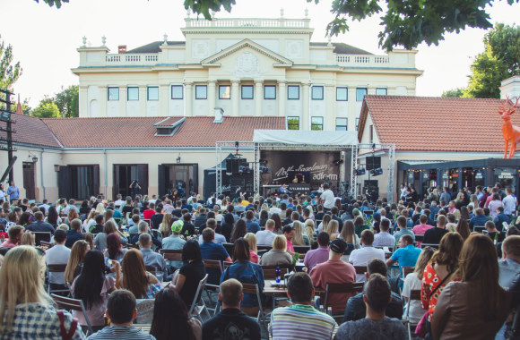 „Kitokių pasikalbėjimų“ su Jonu Mačiuliu akimirka