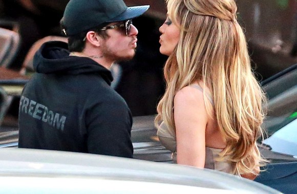 Jennifer Lopez ir Casperas Smartas