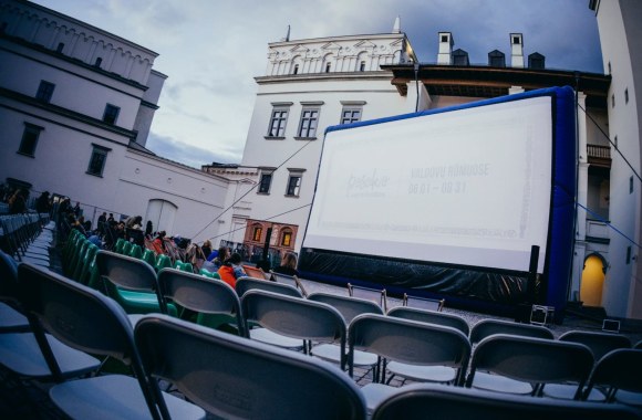  „Kinas po žvaigždėmis“ 