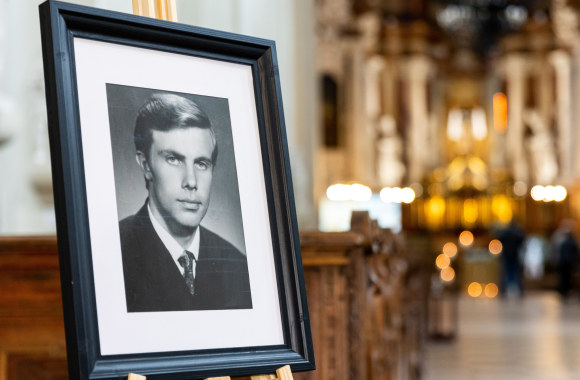 Atsisveikinimas su Laimonu Tapinu / Žygimanto Gedvilos nuotr.