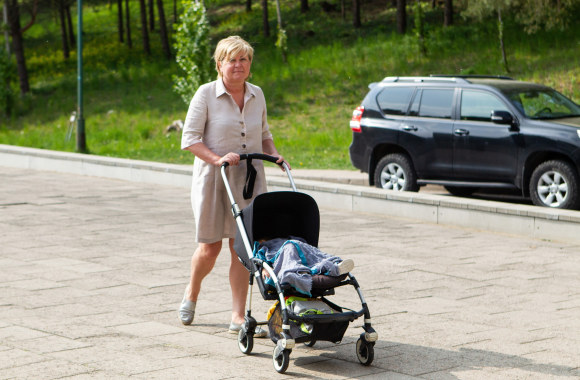 Atsisveikinimas su Vytautu Šerėnu Vilniaus laidojimo rūmuose