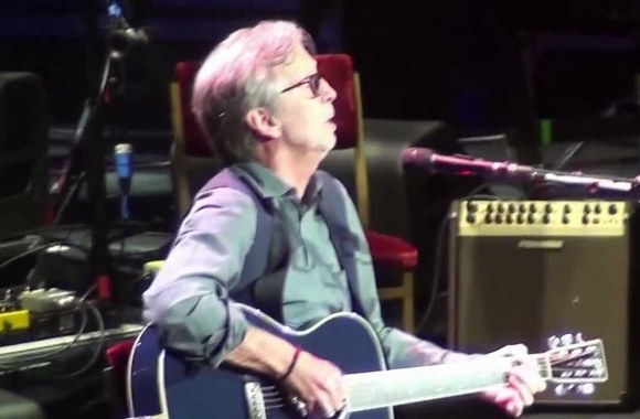 VIDEO kadras: Ericas Claptonas „Tears In Heaven“