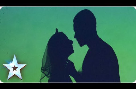 VIDEO kadras: Vengrijos grupės „Attraction“ pasirodymas