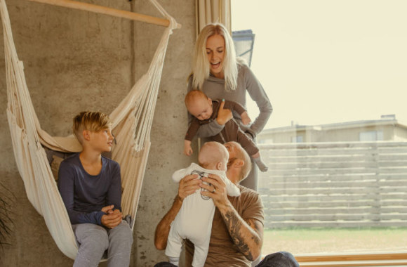 „Happeak“ bendraturčiai: skausmingos procedūros, pirmojo vaikelio netektis ir visa atperkantis dvigubas džiaugsmas