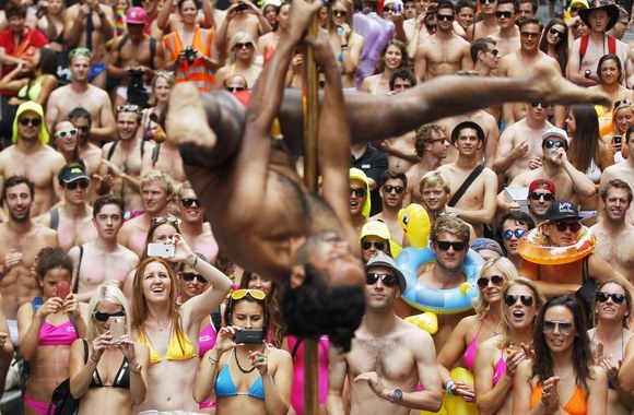 Maudymosi kostiumėlių paradas