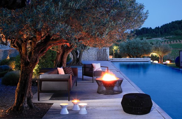 Interjero salono „Decosense“ lauko židinys