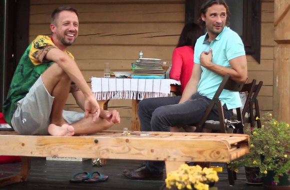 gytis-paskevicius-ivertino-adomaiciu-sodybele