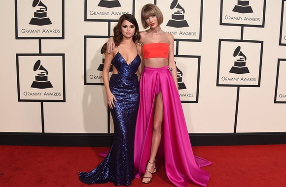 Selena Gomez ir Taylor Swift 