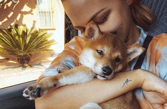 Evelinos Young šuo Rollo / Asmeninio albumo nuotr.