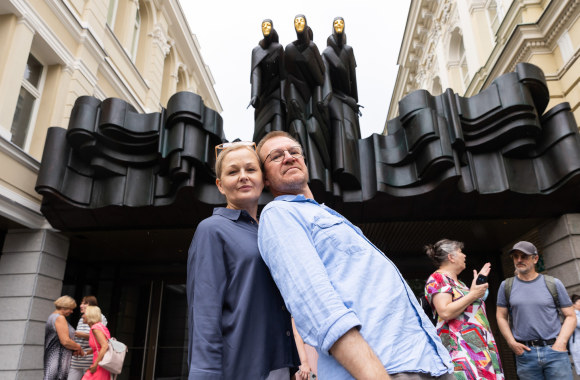 Nacionaliniame dramos teatre po 3 metų atidengta skulptūra „Mūzų šventė“ / Gretos Skaraitienės nuotr.