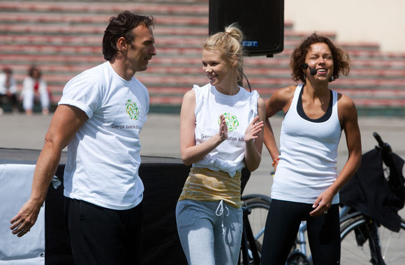 Mankštos po atviru dangumi akimirka