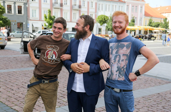 Dmitrijus Radinas (centre)