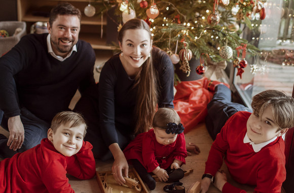 Medeinos ir Liudviko Andriulių šeima įsiamžino kalėdinėje fotosesijoje / Akvilės Razauskienės nuotr.