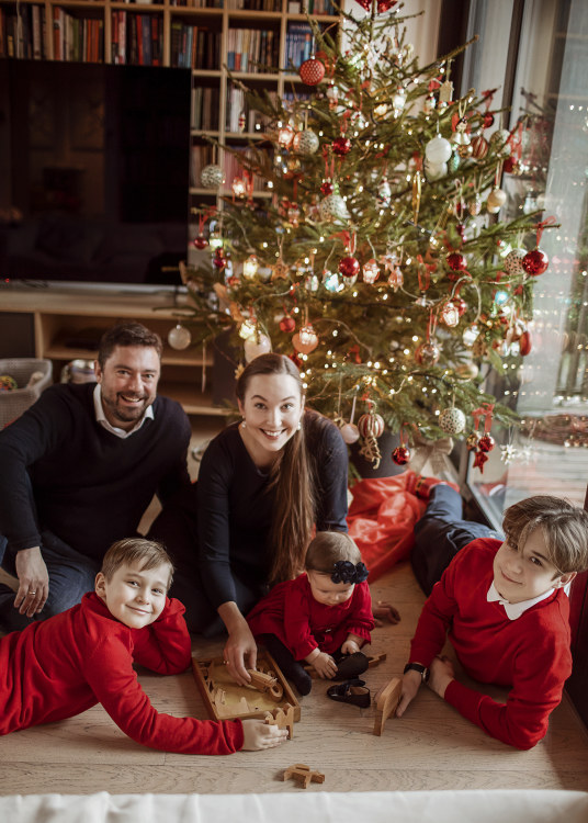Medeinos ir Liudviko Andriulių šeima įsiamžino kalėdinėje fotosesijoje / Akvilės Razauskienės nuotr.