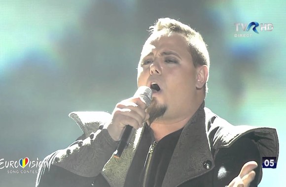 ovidiu-anton-moment-of-silence-finala-eurovision-romania-2016