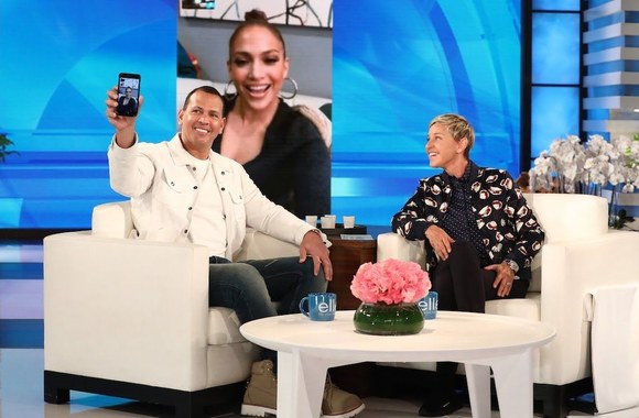 alex-rodriguez-facetimes-with-jlo