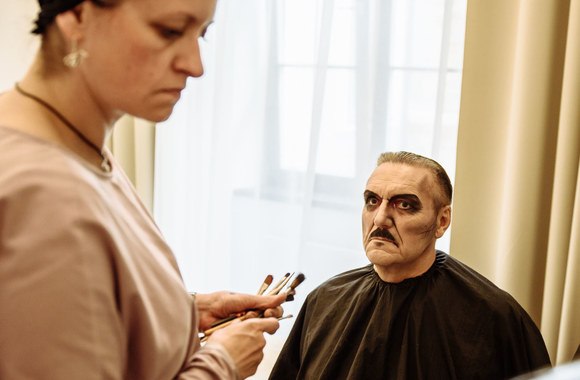 Algirdas Kaušpėdas įsikūnijo į Mefistofelį