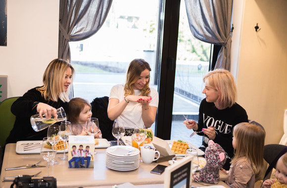 Mamyčių pusryčių akimirkos