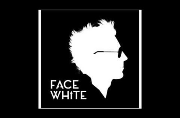 VIDEO kadras: Face white daina „No more drama“