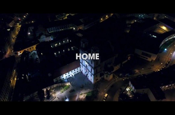 colours-of-bubbles-home-with-st-christopher-chamber-orchestra