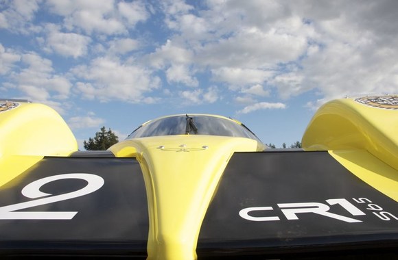 Jurga Anusauskienė pirmą kartą sėdo į sportinį bolidą