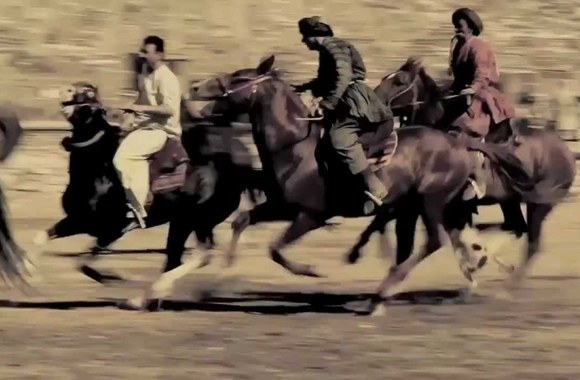 VIDEO kadras: Filmas „Buzkašio berniukai“ V