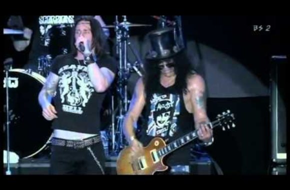 VIDEO kadras: Slash