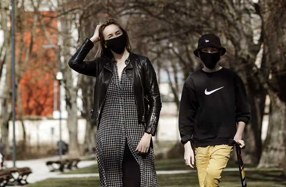 Laura Vagonė projekte apie karantino laikotarpį/„Razauskai Media“ nuotr.