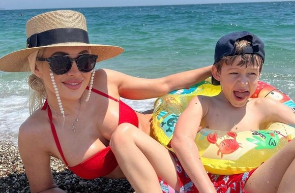 Oksanos Pikul atostogų Turkijoje akimirka / Socialinių tinklų nuotr.
