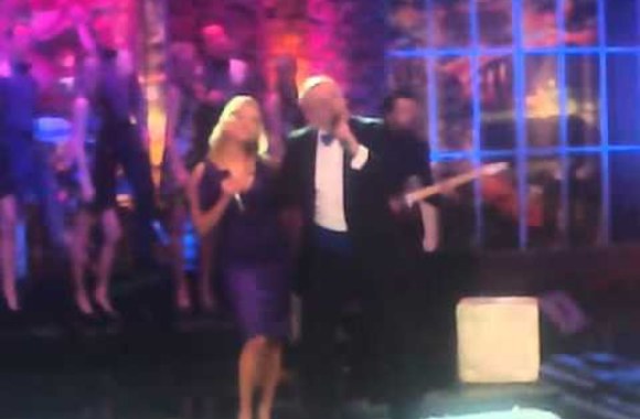 VIDEO kadras: Rūta Mikelkevičiūtė ir Aūnas Valinskas uždainavo duetu