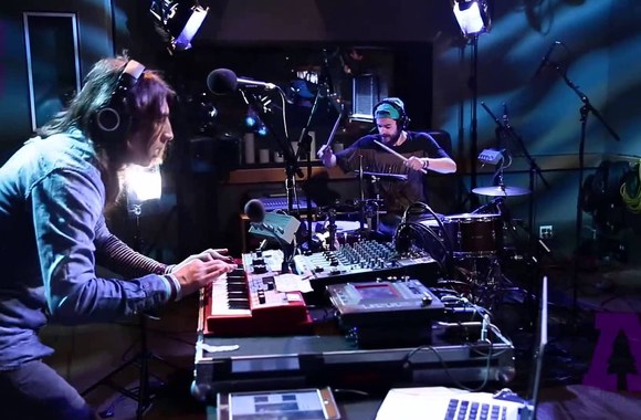 joycut-wireless-domino-audiotree-live