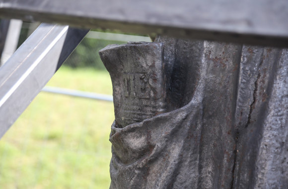 Nukeltos Žaliojo tilto skulptūros