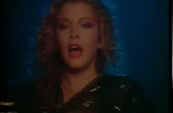 stevie-nicks-stand-back