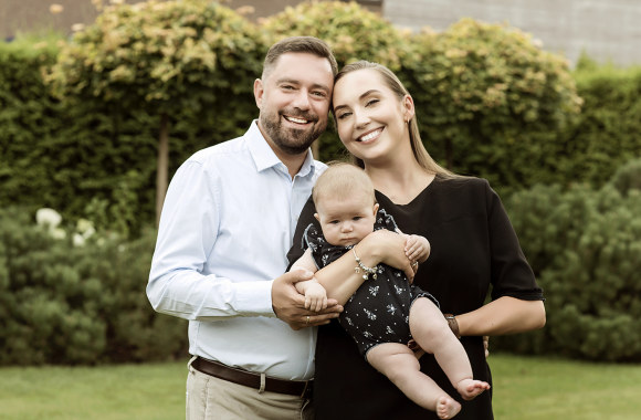 Medeina Andriulienė ir Liudvikas Andriulis su dukra Ana / Akvilės Razauskienės nuotr.